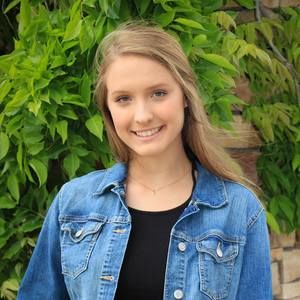 Meet your Posher, Ilona